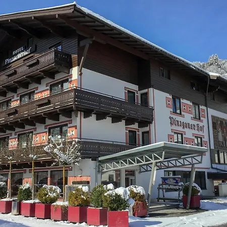 Pinzgauerhof - Inclusive Evening Dinner 3*