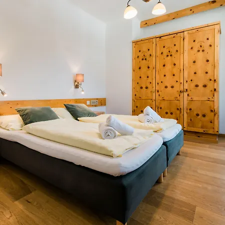 ホテル Pinzgauerhof - Inclusive Evening Dinner