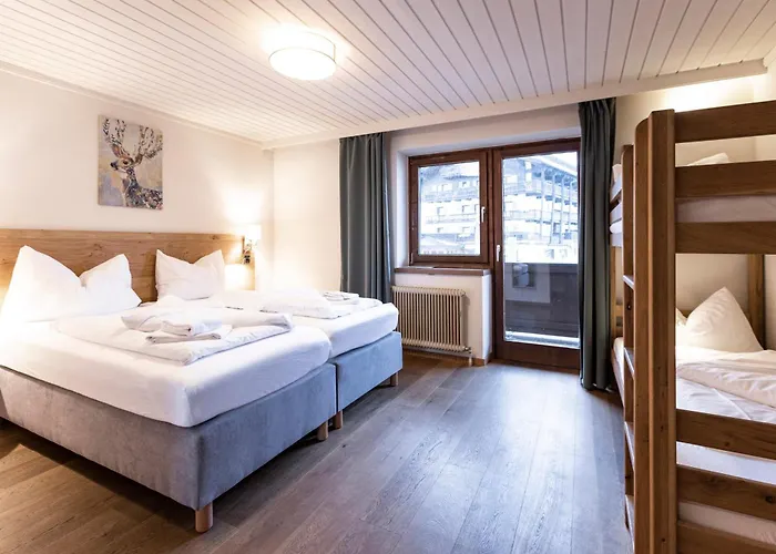Pinzgauerhof - Inclusive Evening Dinner Hotell 3*