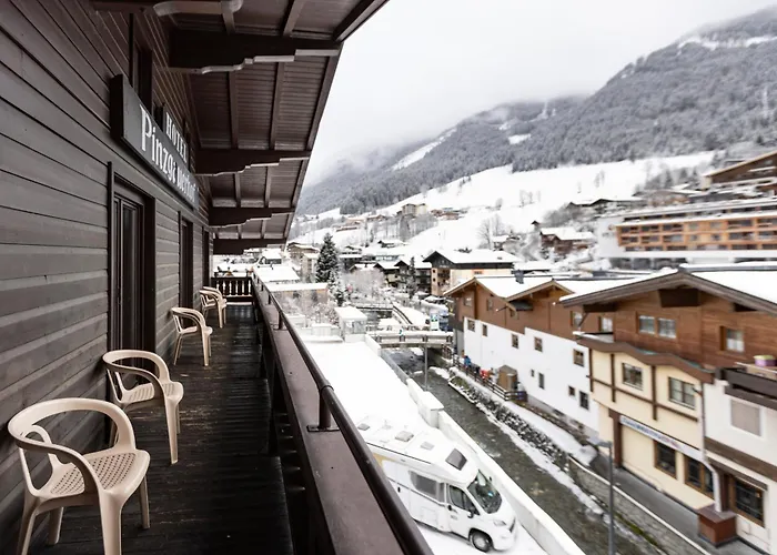 Hotell Pinzgauerhof - Inclusive Evening Dinner