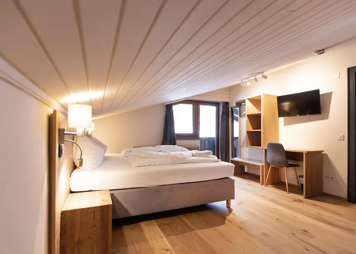 Pinzgauerhof - Inclusive Evening Dinner Hotell 3*