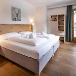 Pinzgauerhof - Inclusive Evening Dinner Hotel