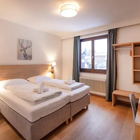 Отель Pinzgauerhof - Inclusive Evening Dinner