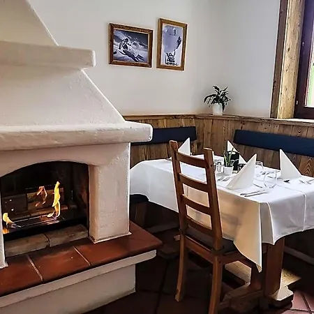 Hotel Pinzgauerhof - Inclusive Evening Dinner 3*