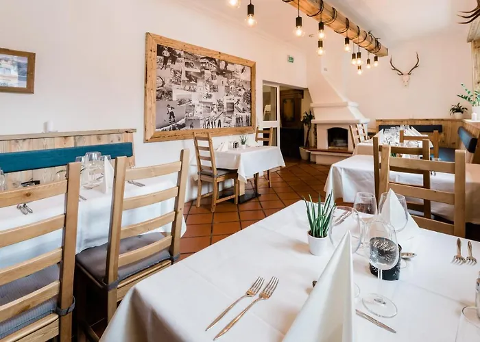 Pinzgauerhof - Inclusive Evening Dinner 3* ザールバッハ・ヒンターグレム
