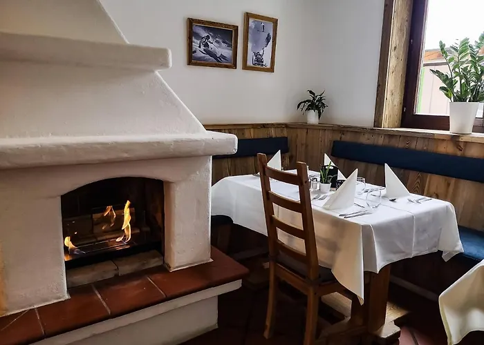 Pinzgauerhof - Inclusive Evening Dinner Saalbach-Hinterglemm