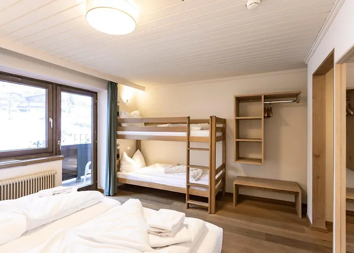 Pinzgauerhof - Inclusive Evening Dinner 3* Saalbach-Hinterglemm