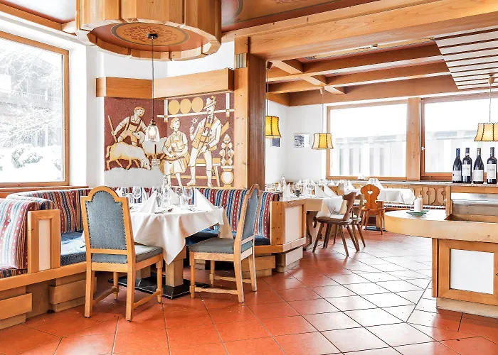 Pinzgauerhof - Inclusive Evening Dinner Hotel